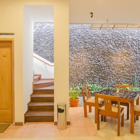 Helena Guest House-3